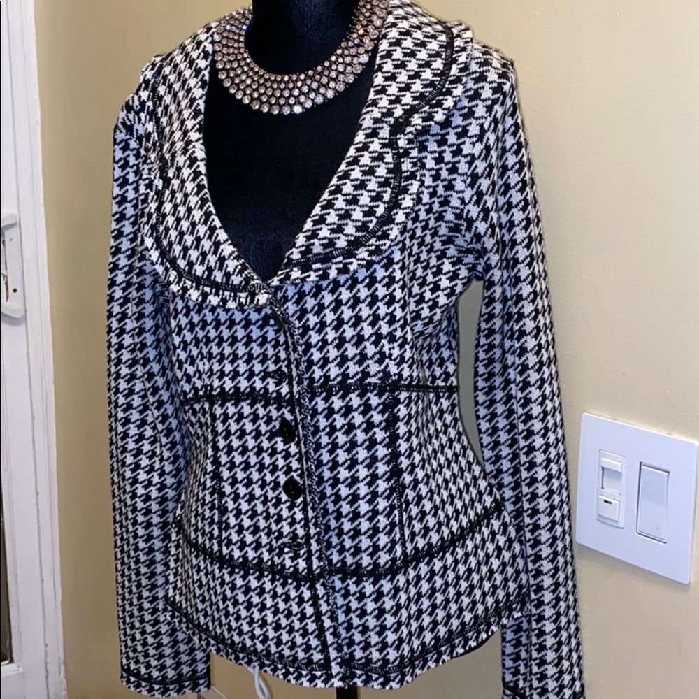 Women’s Sweater Blazer